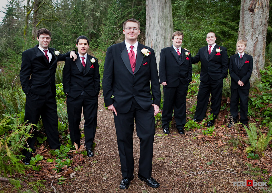 Phil and his groomsmen at Little Mountain Park in Mt. Vernon, WA. (Photography by Rob Sumner / Red Box Pictures)