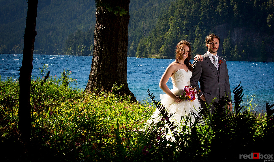 Wedding photography at Lake Crescent Lodge by Seattle Wedding Photographer Scott Eklund of Red Box Pictures