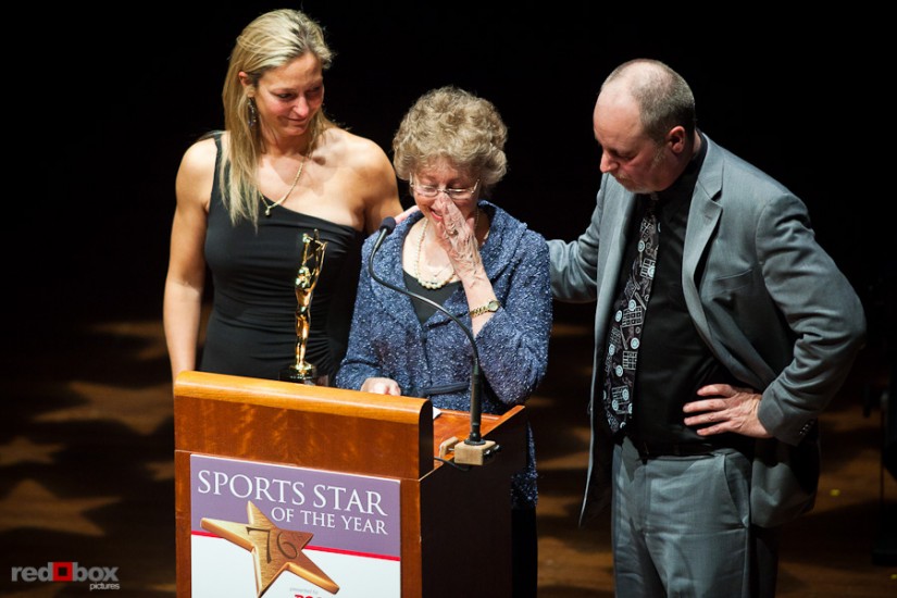 dave-neihaus-family-award-emotion.jpg