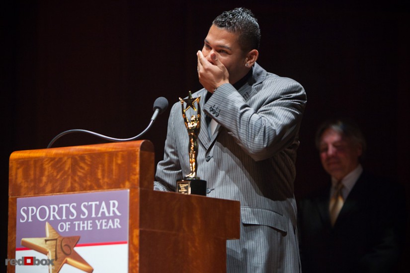 felix-hernandez-emotion-award-photo.jpg
