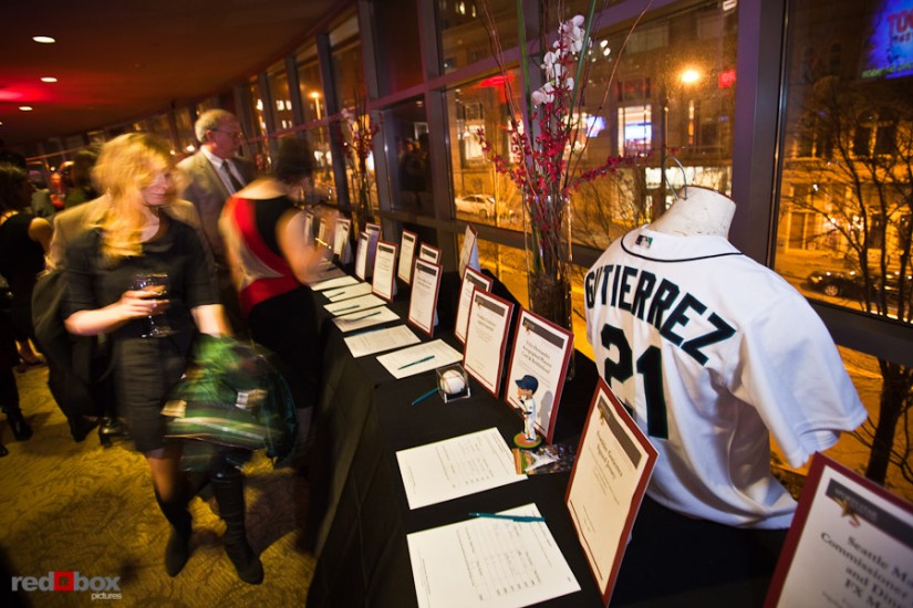 seattle-sports-memorabilia-auction-photo.jpg