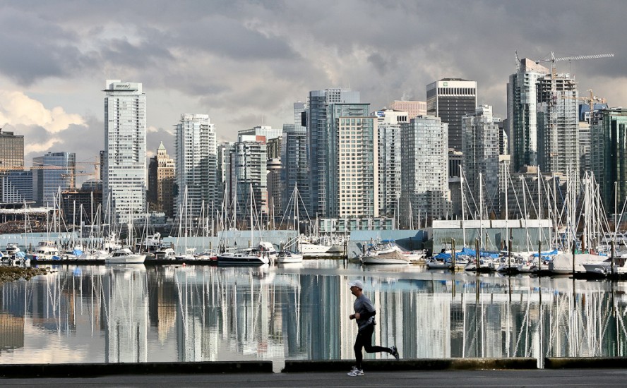 Nature -  Stanley Park, Vancouver (Photography by Dan DeLong / R