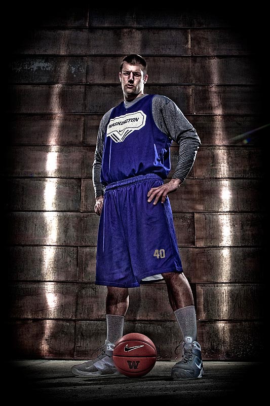 Washington Huskies senior forward Jon Brockman finished his college career as the University of Washington's all-time leading rebounder and second-leading scorer. (Photographer: Andy Rogers)