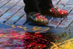 Artist Dale Chihuly tests out some color combinations  as he prepares for an upcoming show.(Photographer: Scott Eklund)