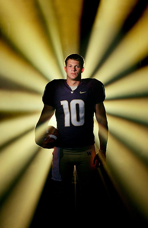 University of Washington quarterback Jake Locker (Photographer: Dan DeLong)